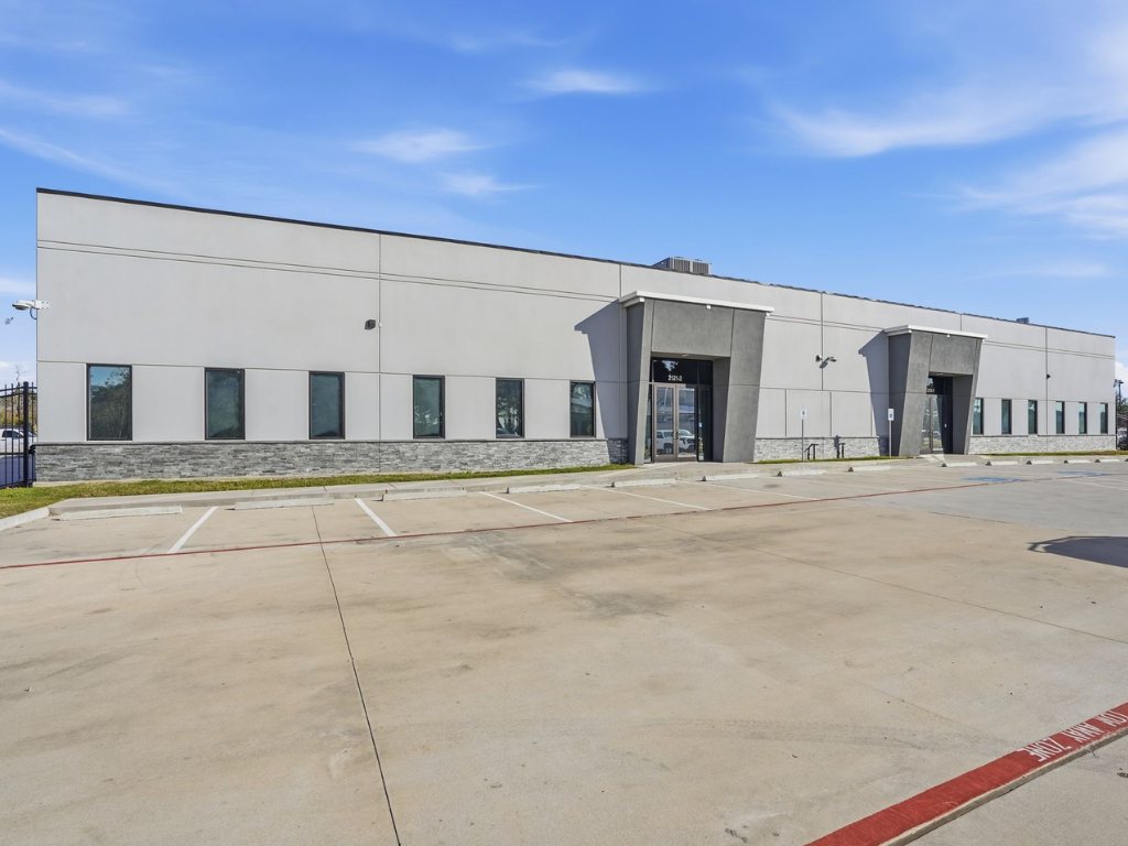 Tilt wall business park built by Boatman Construction